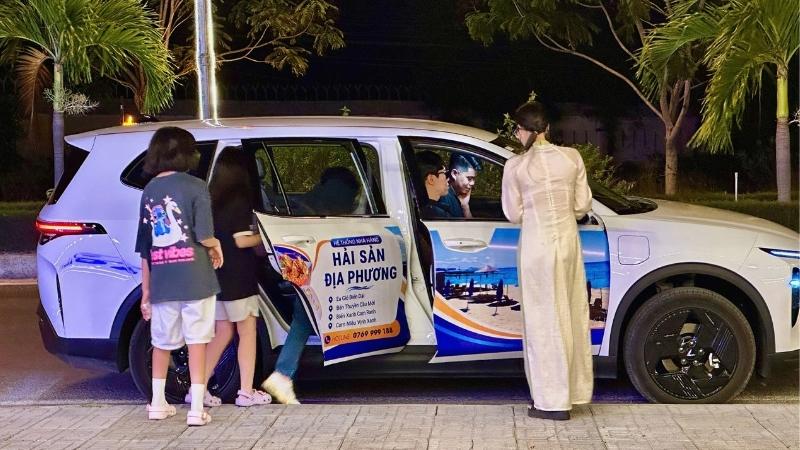 Xe đưa đón miễn phí hai chiều nhà hàng Biển Xanh